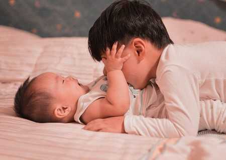 辅助生殖费用深度解析：试管婴儿、供卵代怀与第三方助孕价格指南